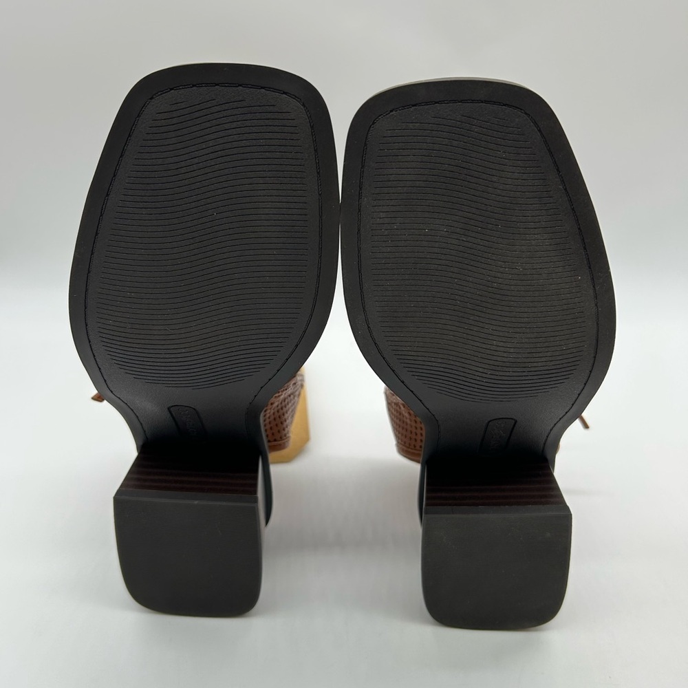 Frye & Co Oasys Cognac Perforated Block Heel Sandals Open Toe Size 7 New In Box - Picture 8 of 12